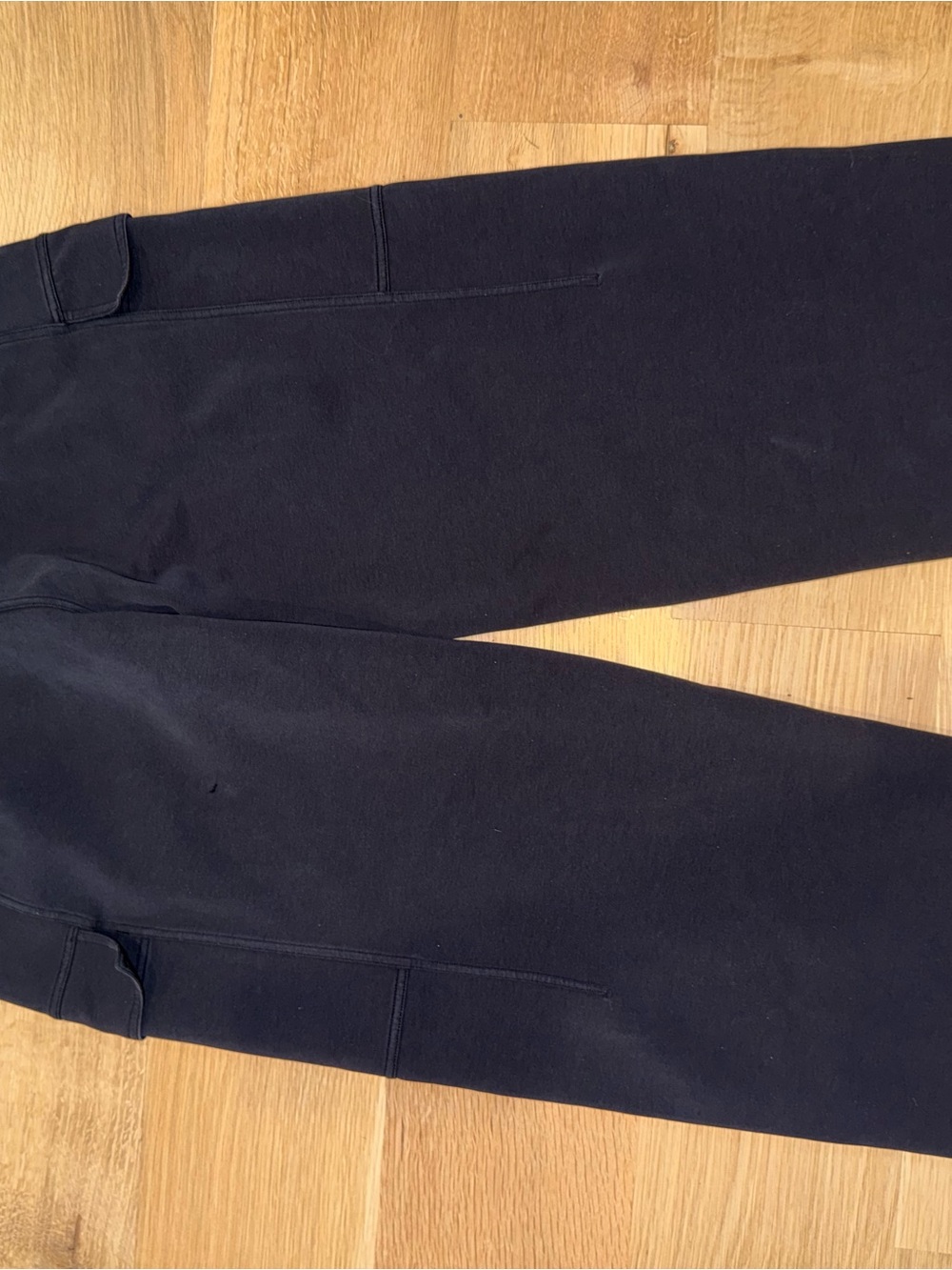 Lululemon cotton blend women’s Black Cargo Sweatpants size 12 - Picture 7 of 11